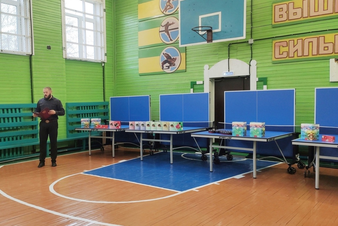 Настольный теннис – в массы! В Сизябской школе реализовали очередной проект.